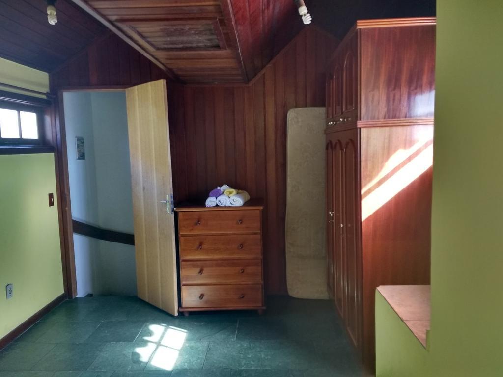 Casa 4 Quartos Em Frente A Grande Сasa de vacaciones *